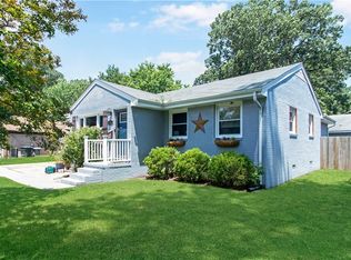 23 Fox Grove Dr, Hampton, VA 23664