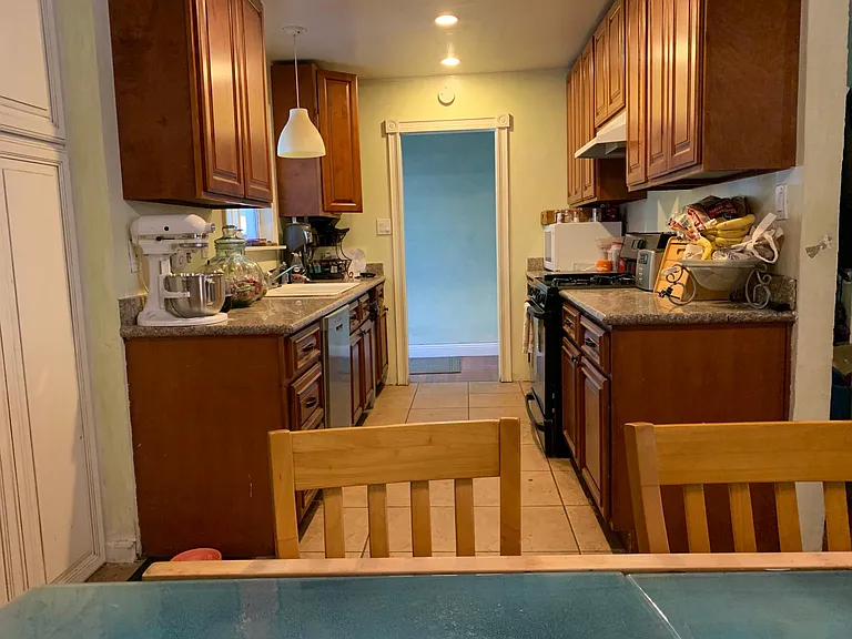1154 Schaupp Ct — Photo 6