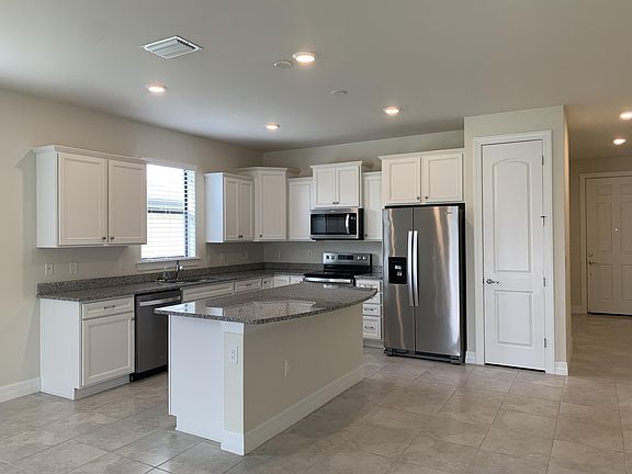 3rd image of 2551 Marton Oak Blvd