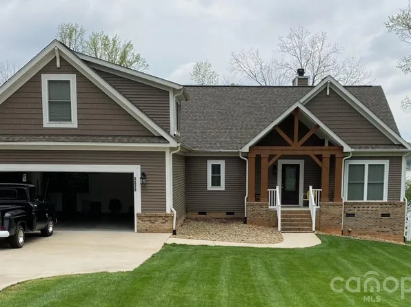 3825 Chevlot Hills Rd, Sherrills Ford, NC 28673