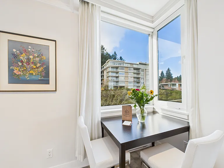Sayward Hill Cres — Photo 33