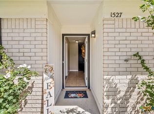 1527 Leader Dr, Killeen, TX 76549