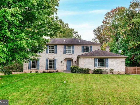 706 Ridge Dr, Mc Lean, VA 22101
