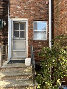 41 N Franklin Tpke, Ramsey, NJ, 07446