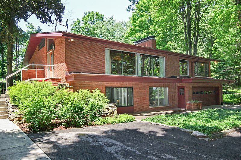 1st image of 10565 Wildwood Ln