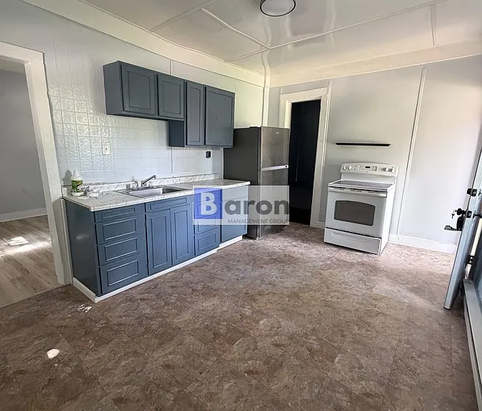 602 E Dayton St #C — Photo 2
