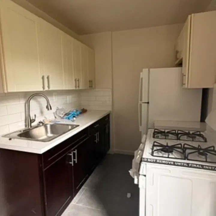 61-88 Dry Harbor Rd #3D