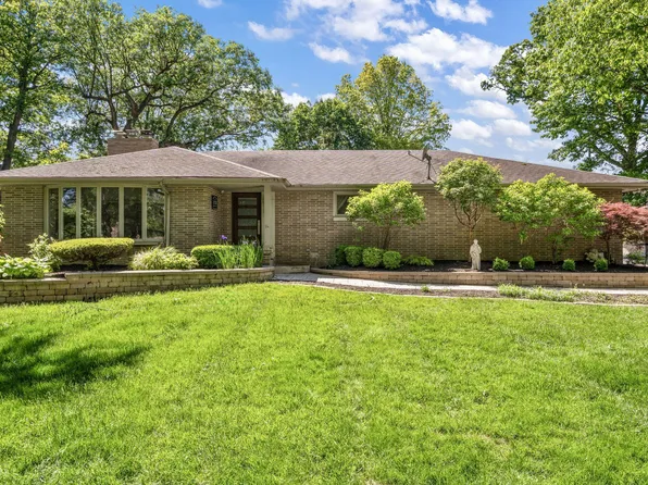 11728 Monroe Pl, Crown Point, IN 46307