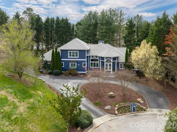6 Oxford Ct, Asheville, NC 28804