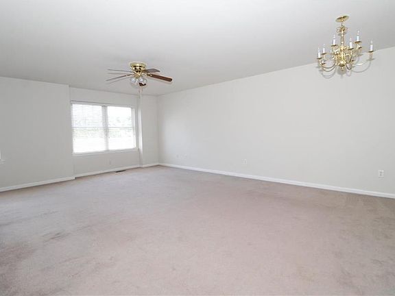 5th image of 2118 East Blvd