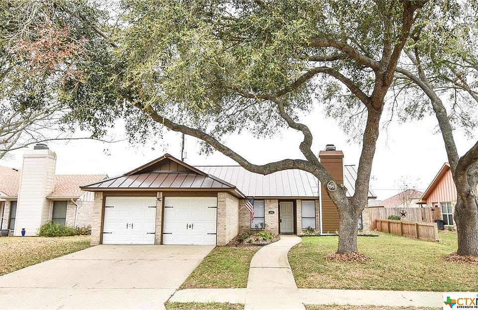 1st image of 104 Vanessa Ln