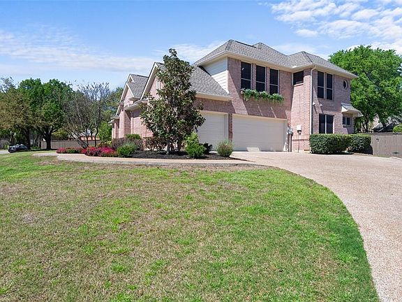 2nd image of 801 Wentwood Dr