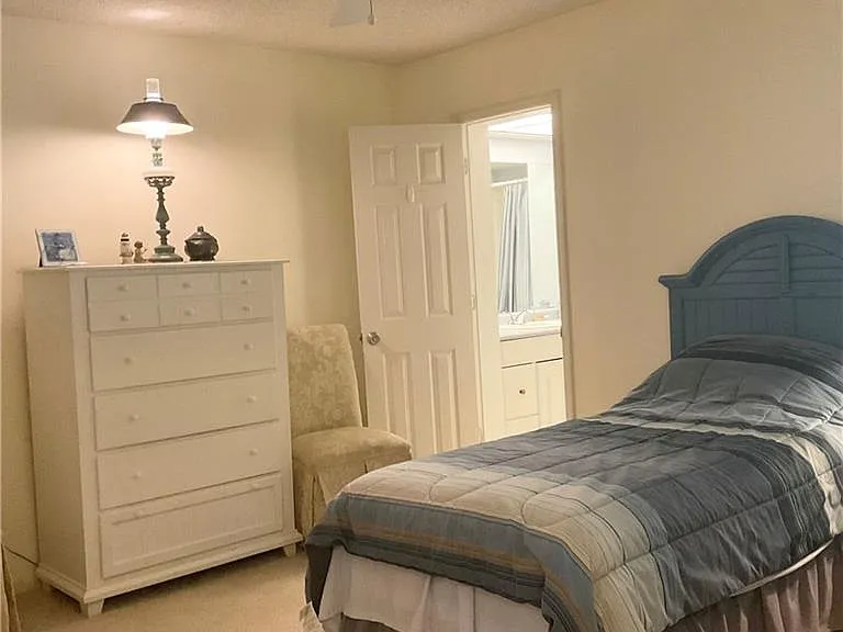 1165 Clam Ct #7 — Photo 27