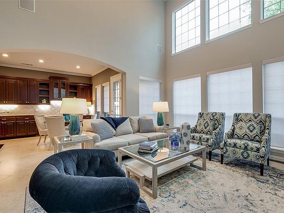 5th image of 2446 Chelsea Dr