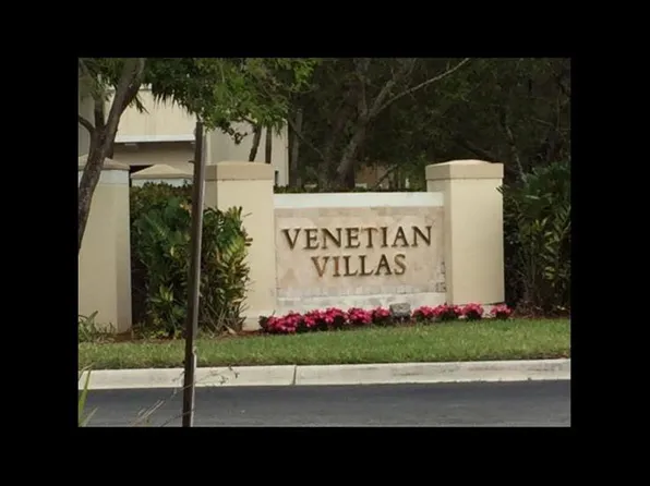 2403 Venetian Way, Boynton Beach, FL 33426