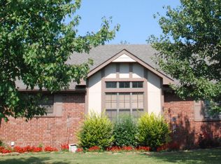 3809 Valley Dr, Joplin, MO 64801