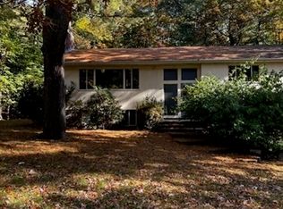 17 Suffolk Rd, Wellesley, MA 02481