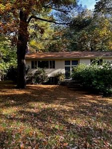 17 Suffolk Rd, Wellesley, MA, 02481