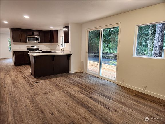 4th image of 14800 Carefree Lane SW