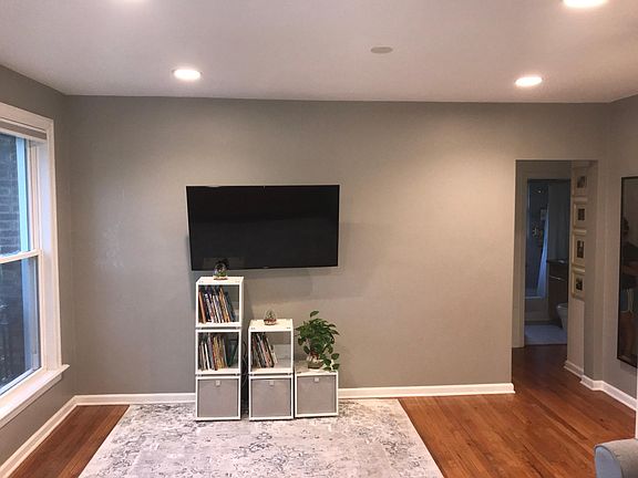 4th image of 1622 W Farwell Ave APT 2A