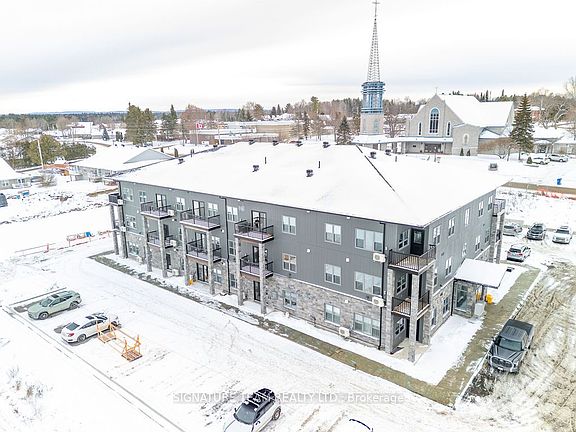 2nd image of 78A Queen St #307