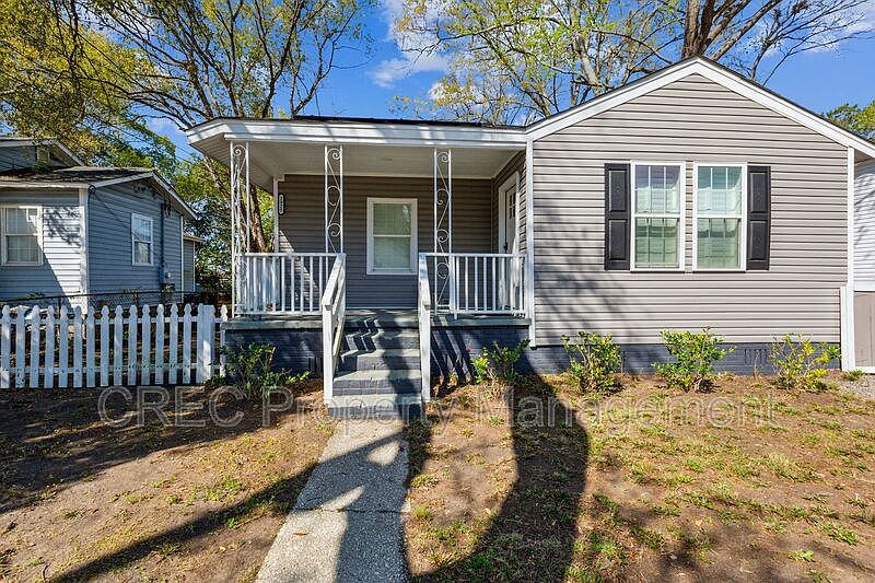 1st image of 2925 Alabama Dr