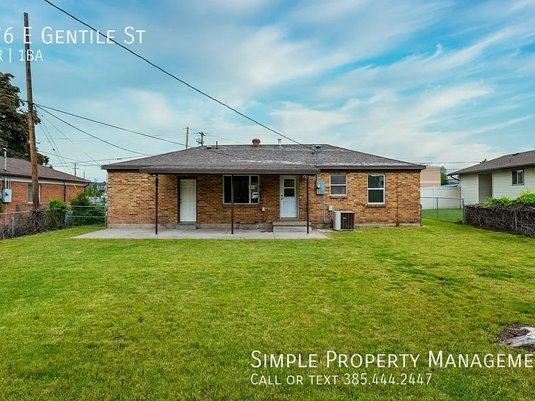 476 E Gentile St — Photo 18