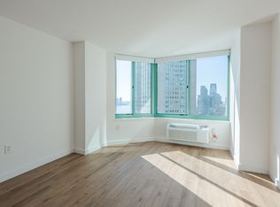 32 River Ct #1009, Jersey City, NJ 07310