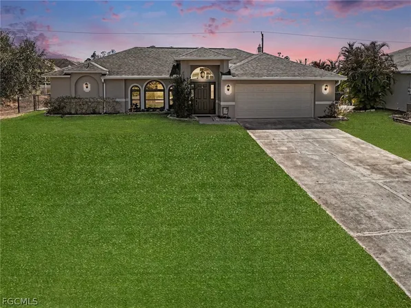 6371 Maytree Cir, Fort Myers, FL 33905