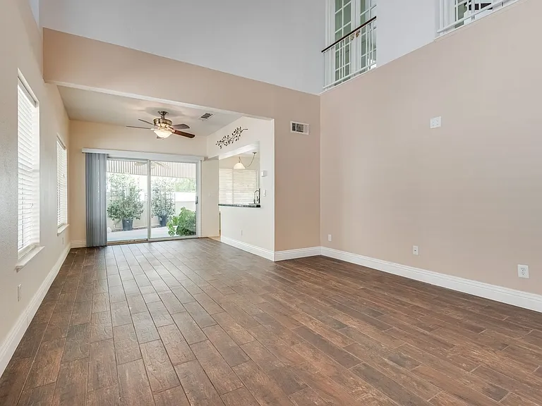 2640 Starfish Ct — Photo 3