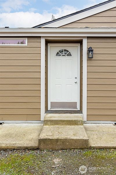 4th image of 20309 77th Avenue Ct E