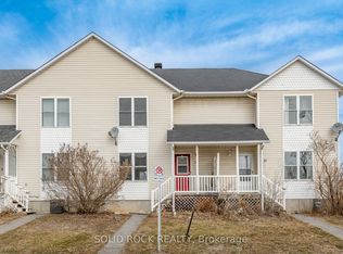 17 Johnston St, Carleton Place, ON K7C4R7