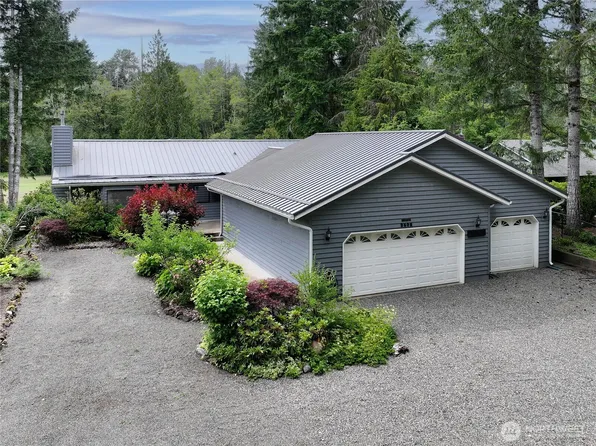 250 N Fairway Drive E, Hoodsport, WA 98548
