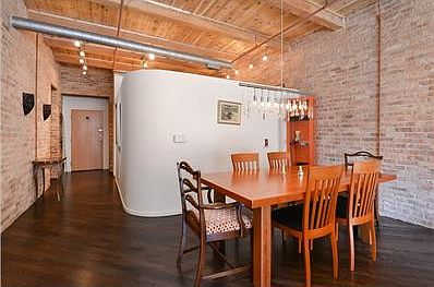 5th image of 550 N Kingsbury St APT 314