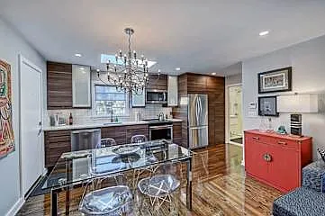 510 Queens Rd — Photo 28