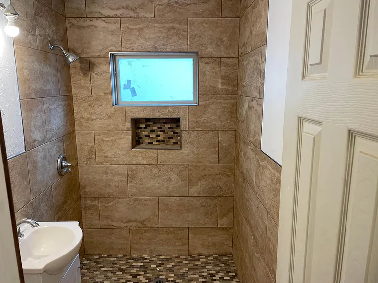 2120 N Rhode Island Ave — Photo 8