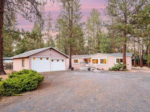 61171 Chuckanut Dr, Bend, OR 97702