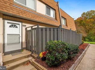 7950 Silverada Pl, Alexandria, VA 22309