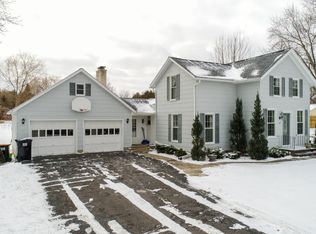 427 Territorial Rd, Manchester, MI 48158