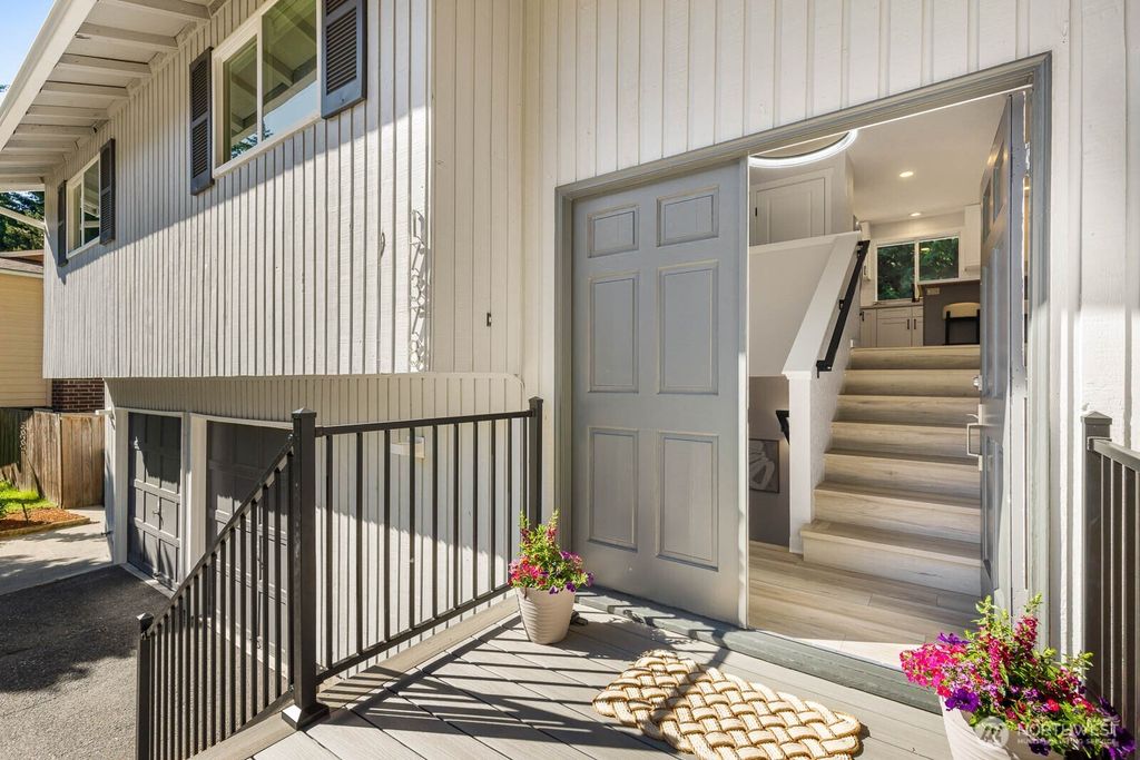 17378 NE 160th Street, Woodinville, WA - View 3