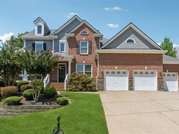 405 Trotters Run, Woodstock, GA 30188