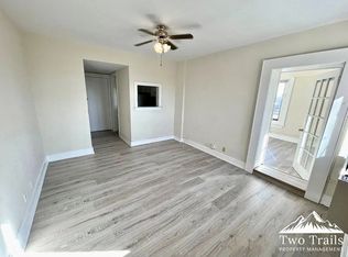 538 N Main St, Hendersonville, NC 28792