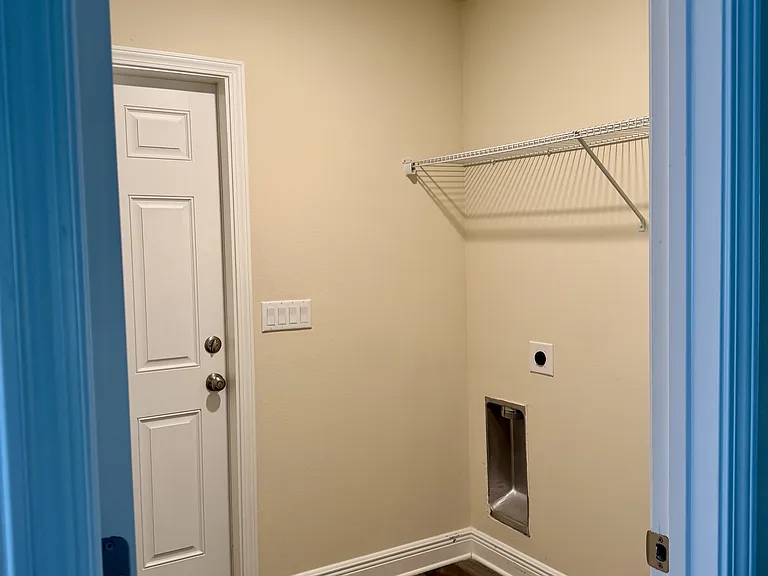 5049 Quarter Deck St — Photo 12
