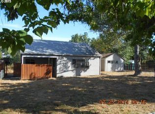 3712 Carnes Rd, Roseburg, OR 97471
