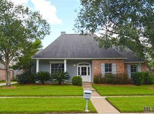2031 Oakcliff Dr, Baton Rouge, LA 70810