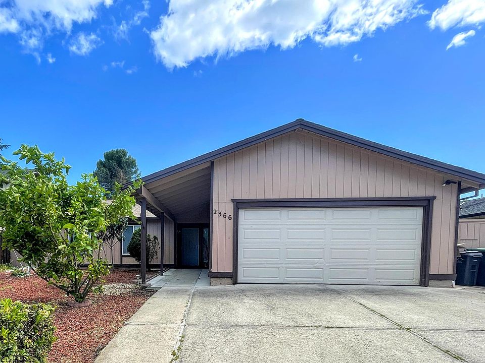 1st image of 2366 Shropshire Dr
