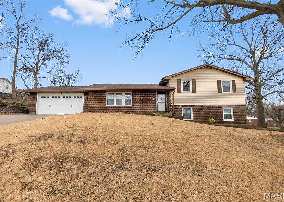 1st image of 307 Francis Dr