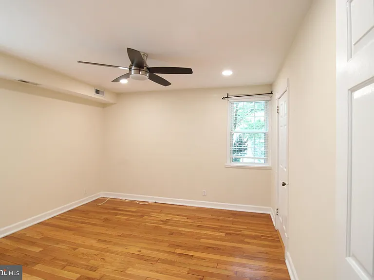 2915 S Dinwiddie St — Photo 12