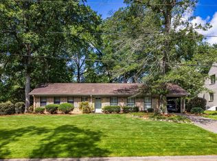 3808 Cromwell Dr, Mountain Brk, AL 35243