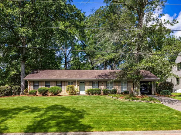 3808 Cromwell Dr, Mountain Brk, AL 35243